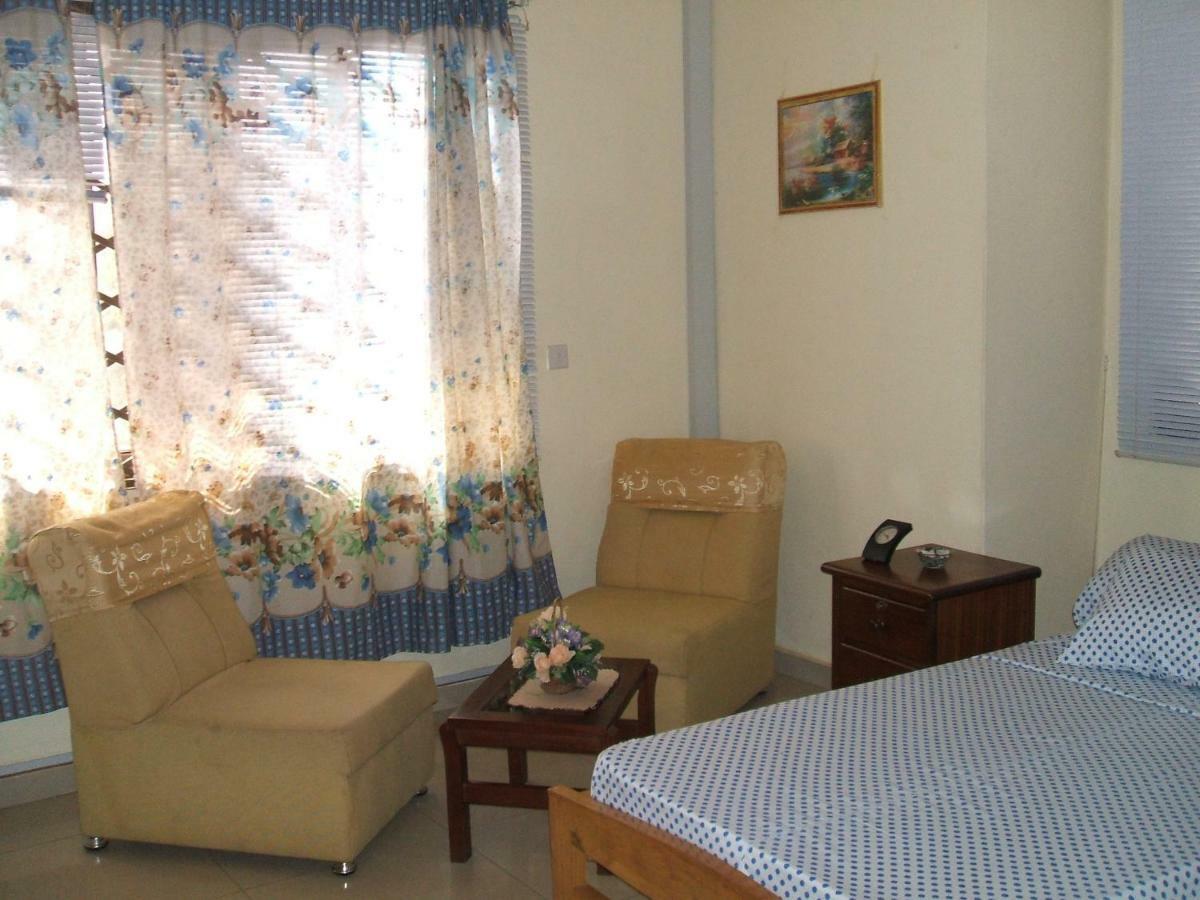Charis Home Services Haatso Экстерьер фото